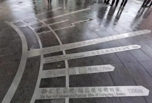 挂路灯是什么梗，挂路灯是什么梗贴吧（窨井盖、垃圾箱……全部安排得明明白白）