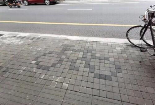 挂路灯是什么梗，挂路灯是什么梗贴吧（窨井盖、垃圾箱……全部安排得明明白白）