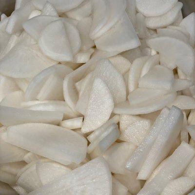 酸萝卜的做法教程，酸萝卜怎么做法（你和幸福就差这一份酸辣爽脆萝卜）