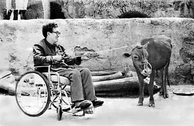 史铁生的代表作，温厚的人格形象长留人间（史铁生作品简介及意义）