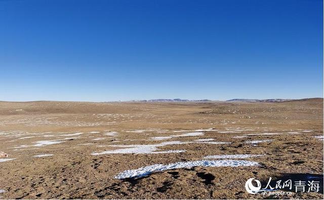 长江发源于哪个省，长江发源于哪个省的唐古拉山脉（长江源头雪域间）