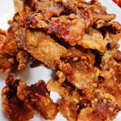 油炸猪肉怎么做,炸的猪肉怎么做好吃(简单好上手的炸五花酥肉)