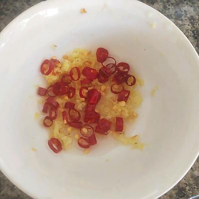 姜汁藕片的做法姜汁藕片怎么做，如何做姜汁藕片（香到流口水的脆爽的姜汁莲藕）