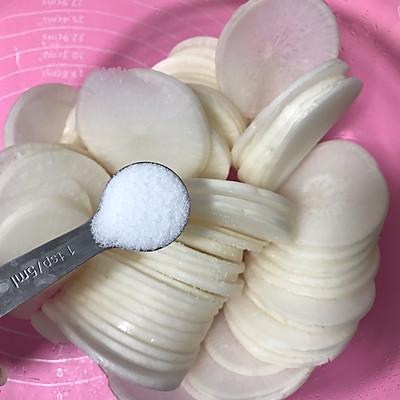 腌酸辣萝卜的做法，腌酸辣萝卜的做法视频（酸辣白萝卜，全家都爱吃）