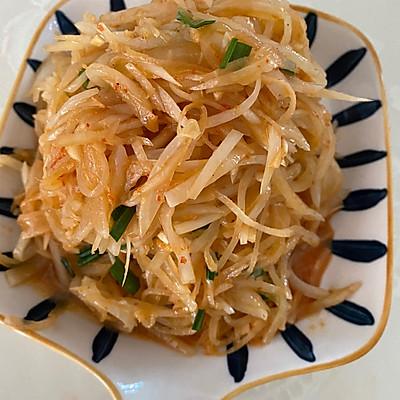 凉拌水萝卜丝的家常做法，怎么凉拌红水萝卜好吃（没有人可以逃得过凉拌萝卜丝的美食诱惑）