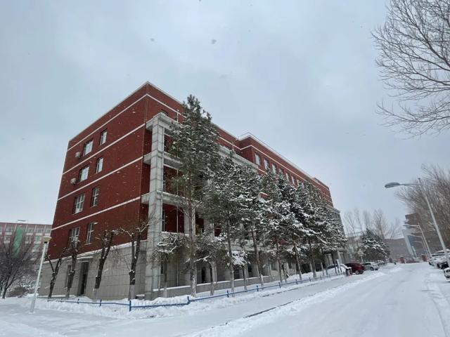 长春工业大学人文学院，2021年长春工业大学人文信息学院录取通知书查询入口_什么时候收到及发放时间（长春这处宝藏地有料又有趣）