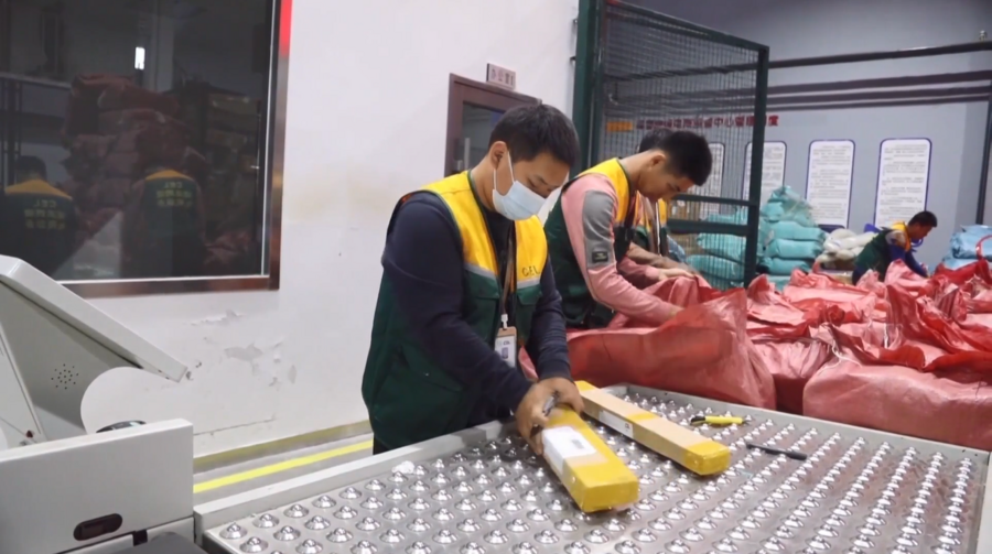 珲春家电维修电话号码 一个为俄罗斯“网购迷”忙碌的中国小城