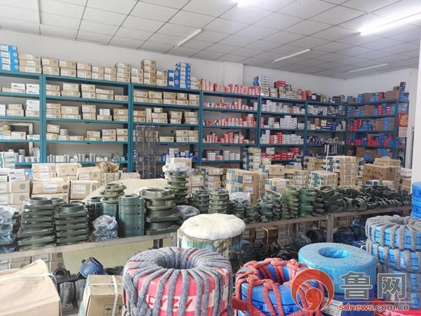 水暖器材包括什么，水暖器材分类（“小零件”创造“大收益”坚守三十七年的水暖创业路）