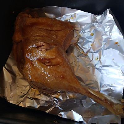 鸭腿的家常简单做法，鸭腿怎么做好吃又简单（超下饭的香酥鸭腿，一学就会）