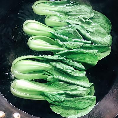 酸菜炒肉泥制作方法，酸菜炒肉泥的做法（最让孩子停不下筷子的竟然是肉末炒酸菜）