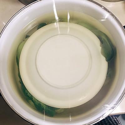 酸菜炒肉泥制作方法，酸菜炒肉泥的做法（最让孩子停不下筷子的竟然是肉末炒酸菜）