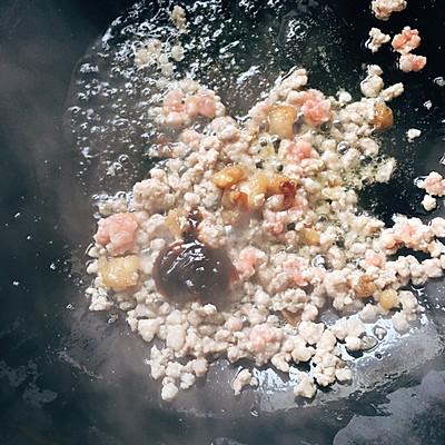 酸菜炒肉泥制作方法，酸菜炒肉泥的做法（最让孩子停不下筷子的竟然是肉末炒酸菜）