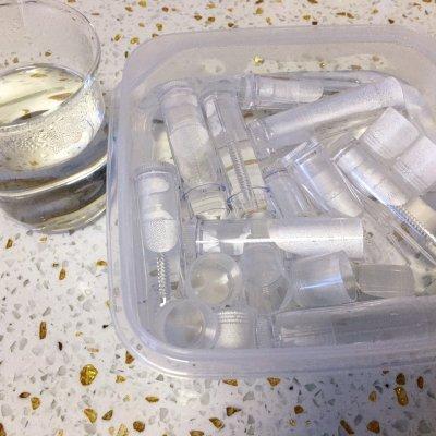 如何自制唇膏，如何自制唇膏粉底液（纯天然蜂蜡唇膏）
