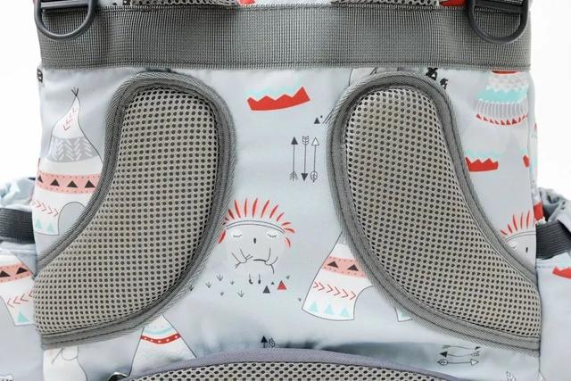 妈咪包哪个牌子比较实用，妈咪包买什么样的好（不到百元，外出春游轻松搞定）