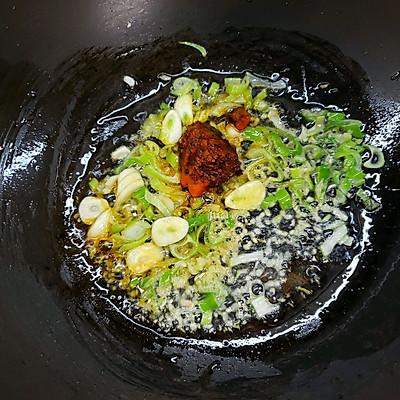 炖白菜粉条怎么做，炖白菜粉条怎么做好吃窍门（#我心中的冬日限定#粗茶淡饭最养人～素炖白菜粉条）