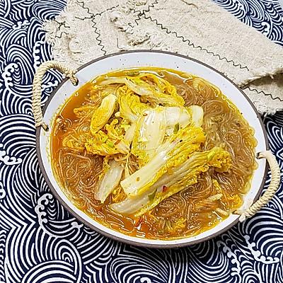 炖白菜粉条怎么做，炖白菜粉条怎么做好吃窍门（#我心中的冬日限定#粗茶淡饭最养人～素炖白菜粉条）