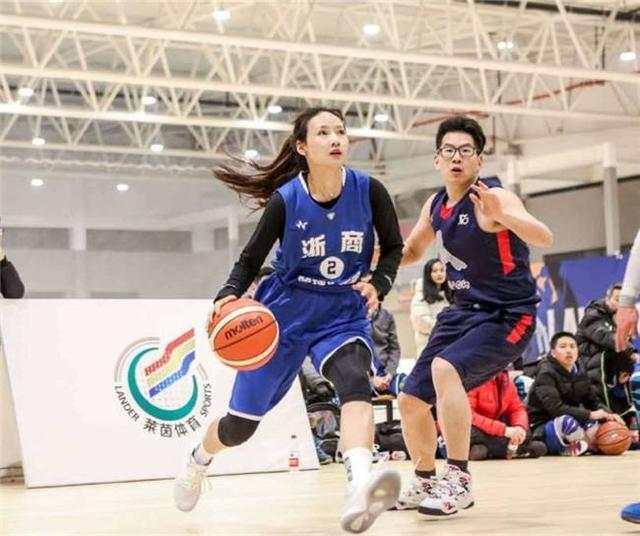 浙江树人大学怎么样，浙江树人大学学费一年多少（学校请了这个教练）