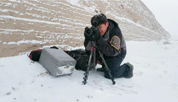 自拍风景照。居一.，如何自拍风景照（“90后”小伙拍出长城绝美四季图片）