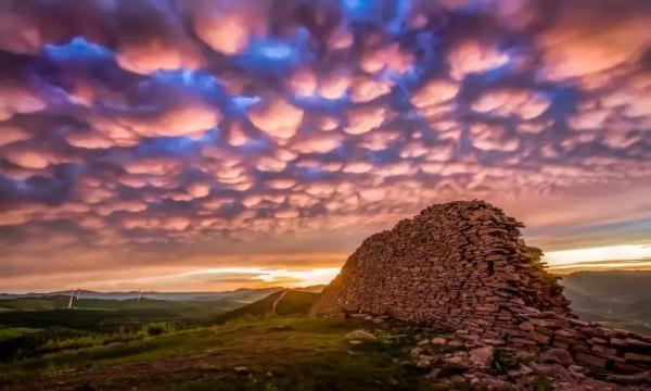 自拍风景照。居一.，如何自拍风景照（“90后”小伙拍出长城绝美四季图片）