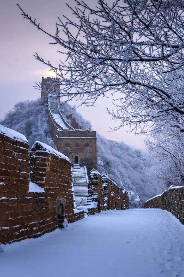 自拍风景照。居一.，如何自拍风景照（“90后”小伙拍出长城绝美四季图片）