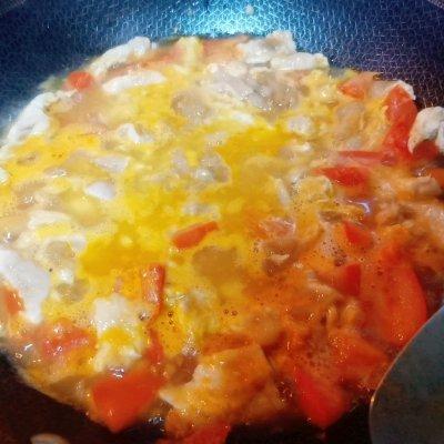 番茄怎样切成丁块，怎么把番茄切成丁（百吃不腻的减脂餐—番茄焖鸡片教程）