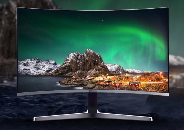 大部分人的办公电脑都是一台笔记本,最大屏幕也都在16寸左右,要想提高