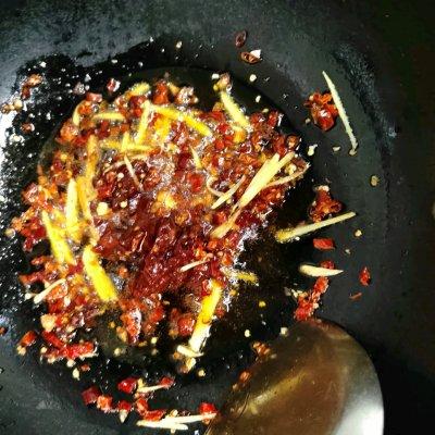 魔芋怎么炒好吃，魔芋怎么做出来的（吃一次就念念不忘的香辣魔芋）