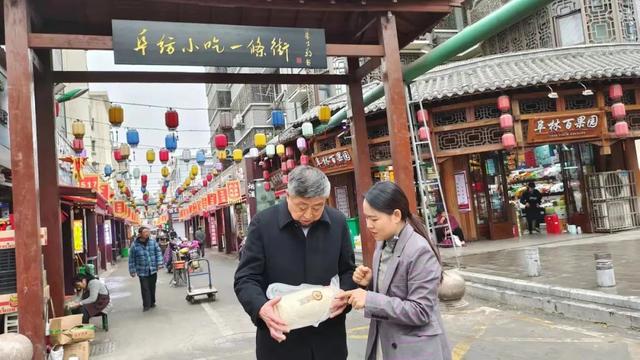 阜阳在哪个省哪个市，阜阳是哪个省市哪个县（180分钟！发现阜阳之美）