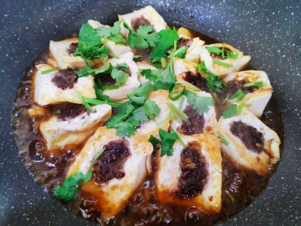 东江酿豆腐，客家酿豆腐能占一席之地（东江酿豆腐是哪个地方的菜系）