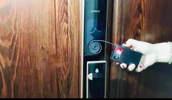 门锁怎么拆，门锁拆卸图解教程（Qing调查丨“小黑盒”秒开智能门锁）