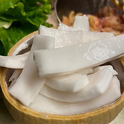 椰子肉可以做什么美食,椰子肉家常吃法大全(在家做家常椰子鸡)