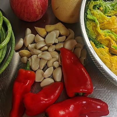 关于四川泡菜的及配料，关于四川泡菜的解说词（#我心中的冬日限定#辣白菜泡菜）