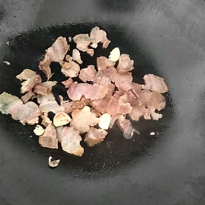 腊肉的食用方法，腊肉的食用方法说明（姑娘隔三差五就要吃蒜苗炒腊肉）