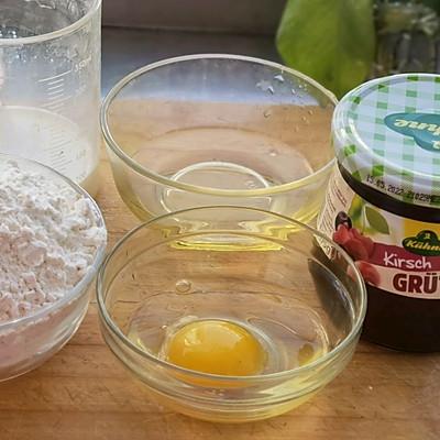 樱桃酱的做法（#健康甜蜜烘焙料理#樱桃果酱司康）