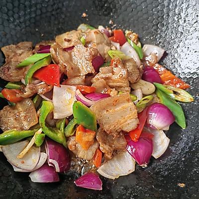 回锅肉配菜做法，回锅肉配菜大全（大厨教你做回锅肉）