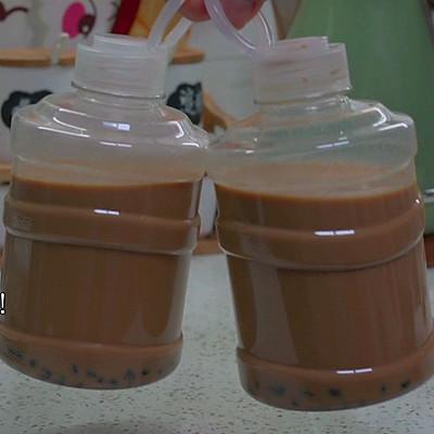 自制奶茶的做法，奶茶怎么制作（#我心中的冬日限定#焦糖奶茶）