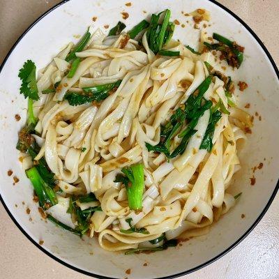 汤河粉怎么做好吃，河粉怎么做好吃汤河粉的家常做法（#我心中的冬日限定#捞河粉）