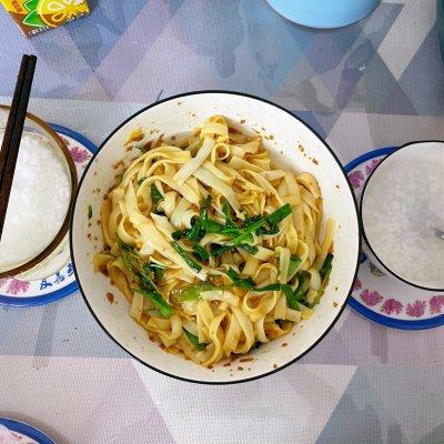 汤河粉怎么做好吃，河粉怎么做好吃汤河粉的家常做法（#我心中的冬日限定#捞河粉）