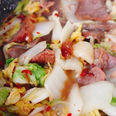白菜烧牛肉做法步骤，还是得吃大白菜烧牛肉