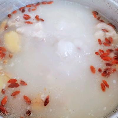 山药炖猪蹄山药炖猪蹄的做法，猪蹄炖山药的做法大全（#我心中的冬日限定#山药猪脚汤这么做大人孩子都爱吃）