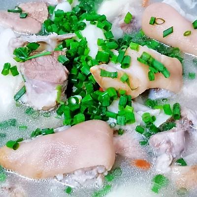 山药炖猪蹄山药炖猪蹄的做法，猪蹄炖山药的做法大全（#我心中的冬日限定#山药猪脚汤这么做大人孩子都爱吃）