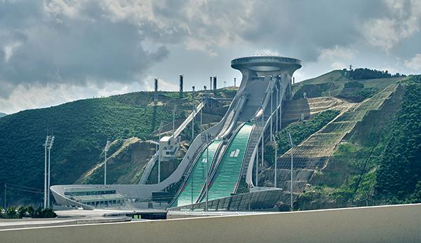 首钢大跳台和雪如意区别，首钢滑雪大跳台和雪如意区别（让“超人”场馆向大众靠拢）