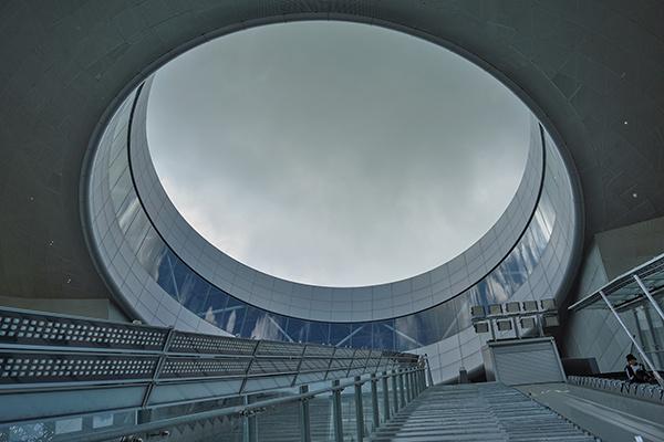 首钢大跳台和雪如意区别，首钢滑雪大跳台和雪如意区别（让“超人”场馆向大众靠拢）