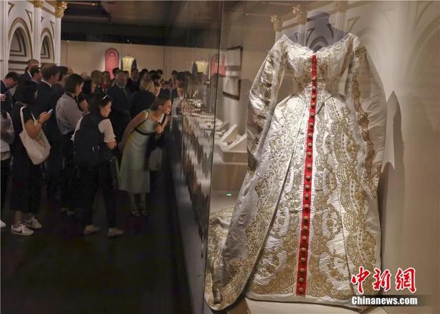 王旭东个人资料，万家灯火王旭东（故宫如何打造东西文明互鉴的中华文化会客厅）