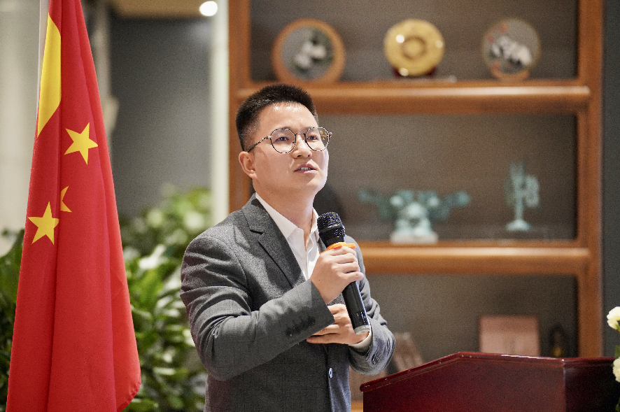 三星堆青铜器在哪里铸造，三星堆青铜器冶炼（古蜀先民竟有“焊接”工艺）