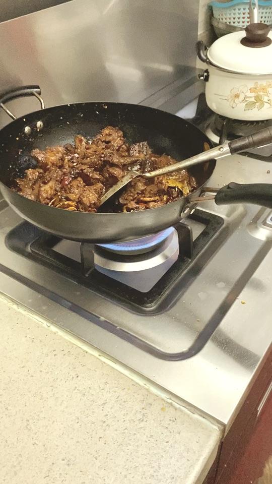 鲜牛肉火锅怎么做，鲜牛肉火锅怎么做好吃（那是你不会做牛肉火锅）