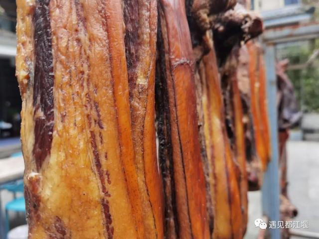 腊肉的做法，怎么少得了那一口咸香美味的老腊肉（腊肉的吃法大全家常菜视频）