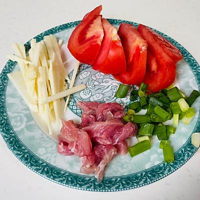 香菇鸡蛋汤做法图解，香菇鸡蛋汤做法图解窍门（零失败的番茄鸡蛋汤～美味又养眼）