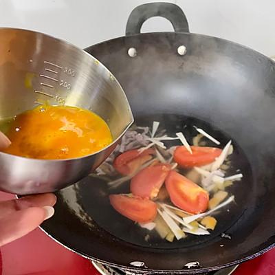 香菇鸡蛋汤做法图解，香菇鸡蛋汤做法图解窍门（零失败的番茄鸡蛋汤～美味又养眼）