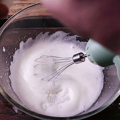 6寸生日蛋糕图片，超详细的6寸戚风蛋糕（十分钟搞定一道挑战一下6寸戚风蛋糕）